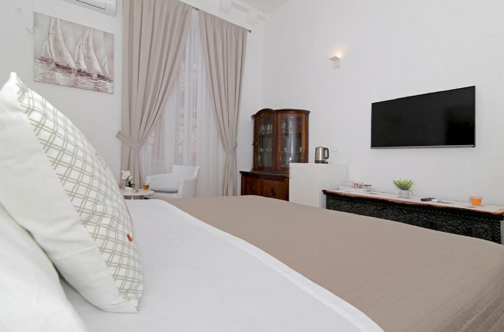 Room In Dubrovnik With Air Conditioning, Wifi Washing Machine 4246-3 Exteriér fotografie